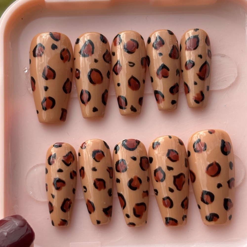Leopard Print Press-On Nails Medium Coffin 20pcs/set